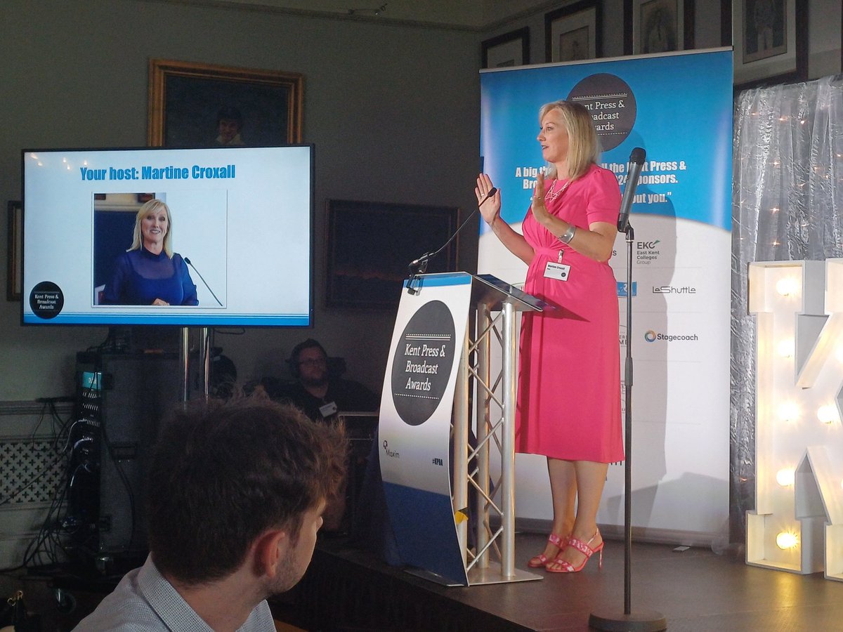 Andrew now hands over to the very lovely <a href="/MartineBBC/">Martine Croxall</a>, our host for the #KPBA ceremony this afternoon.
