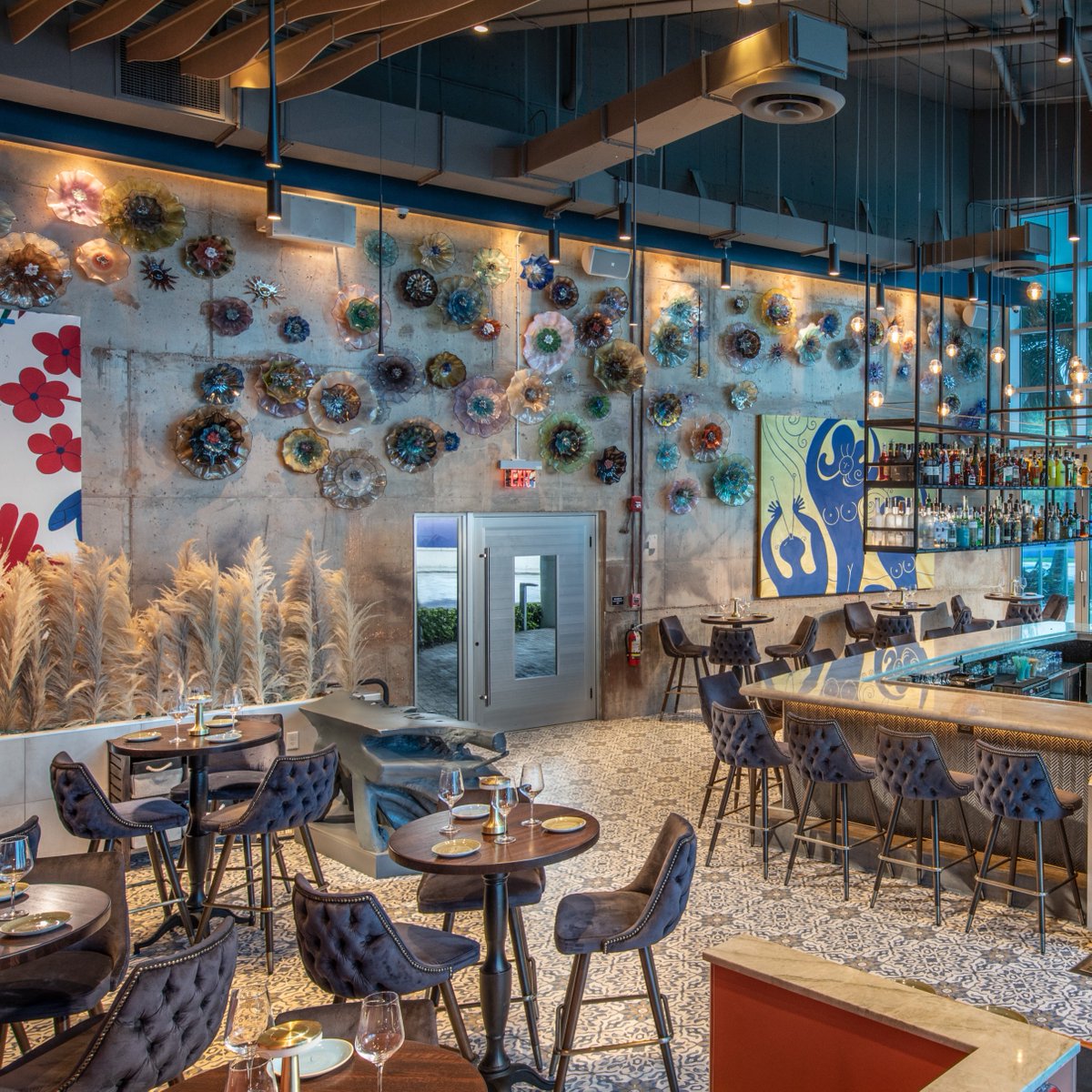 Designing a restaurant is all about engaging your senses. Each detail is carefully crafted to delight and immerse you in a sensory experience like no other.

#restaurantdesign #experientialdesign