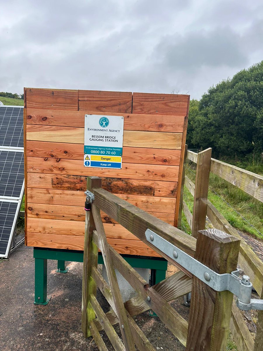 xrunnerwill's tweet image. Ending the week on a high with excellent news from the wilds of Exmoor! 

Gauge thoroughly overhauled by NIVUS UK with new microrenewables, measurement sensors and telemetry housing.  Thanks to all involved for getting this vital improvement completed