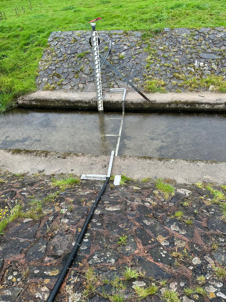 xrunnerwill's tweet image. Ending the week on a high with excellent news from the wilds of Exmoor! 

Gauge thoroughly overhauled by NIVUS UK with new microrenewables, measurement sensors and telemetry housing.  Thanks to all involved for getting this vital improvement completed