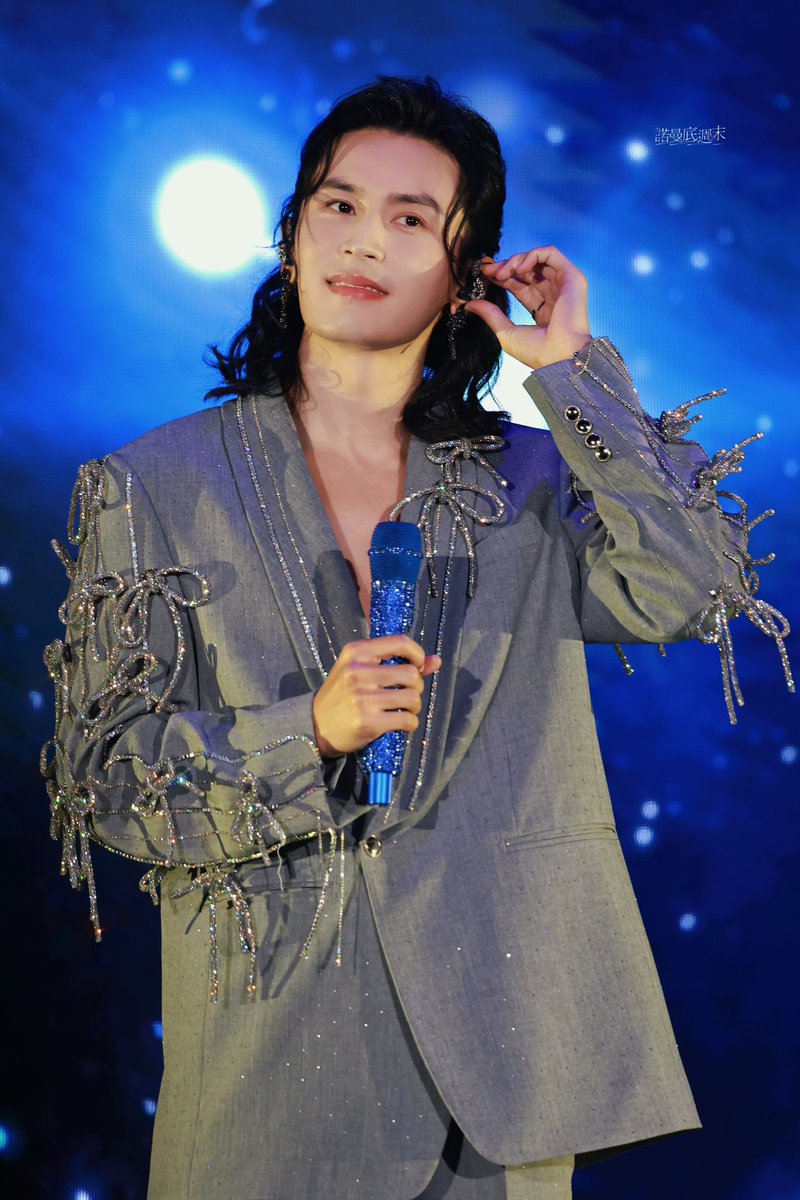HourlyZhangZH's tweet photo. #ZhangZhehan #张哲瀚 #ZhangZhehanChaseInAU #ZhangZhehanAustraliaFM 

Cr  诺曼底周末
https://t.co/i3W3v8gyZg https://t.co/2x1RcEOu5y