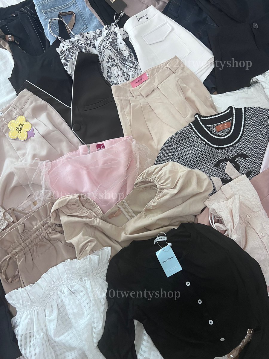 🐨ลงวันเสาร์27 დ3ทุ่มตรง🔥
    
 ◡̈🧺☁️เฉพาะคนที่รี+ฟอล ลด5฿

🎄 🚛ค่าส่ง 40฿ไม่บวก🧸🤎◡̈ ◡̈  𝘦𝘵𝘤.

#ส่งต่อเสื้อผ้ามือ2 #ส่งต่อเสื้อผ้ามือสอง #เสื้อผ้ามือสอง #ส่งต่อเสื้อผ้า #ส่งต่อ #โล๊ะตู้เสื้อผ้า #โล๊ะตู้ #ส่งต่อ #everymayshop #stylist_shop
#cintageshop #ส่งต่อกระเป๋า