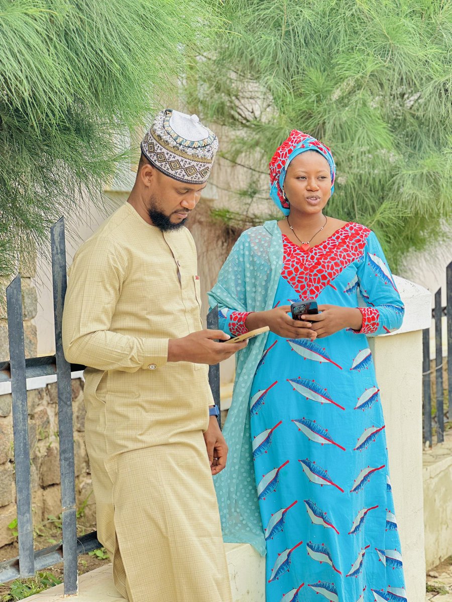 OfficialSojaboy's tweet photo. On set of FALIHA&FALISHA 🎥📹📽️
Produced by @mansurah_isah
Directed by #Isah Alolo
Cc @momee_gombe
#SOJABOY #YARIMA #PANTHER 🤴🐆 https://t.co/zdOul5mOb7