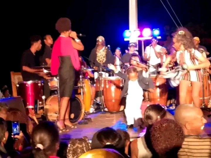 RumbaKing, el pueblo matancero disfrutando de las presentaciones de las agrupaciones Wapara y Rumberos de Mayabeque.!!! La rumba en 26!!!!
#MatancerosEnVictoria 
#