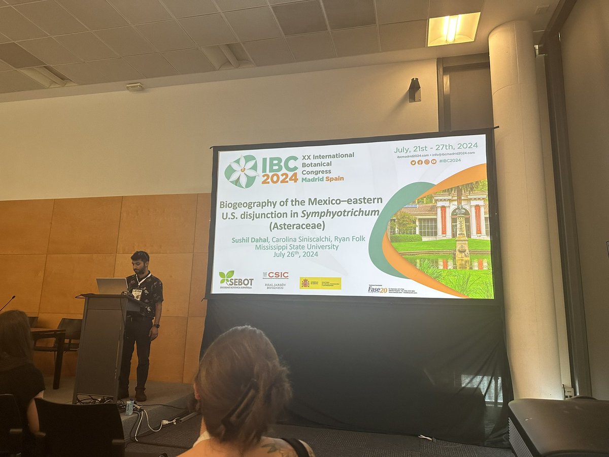 stellar ✨ presentations from the folk lab <a href="/ibc2024/">IBC2024</a> so proud 😍 #IBC2024