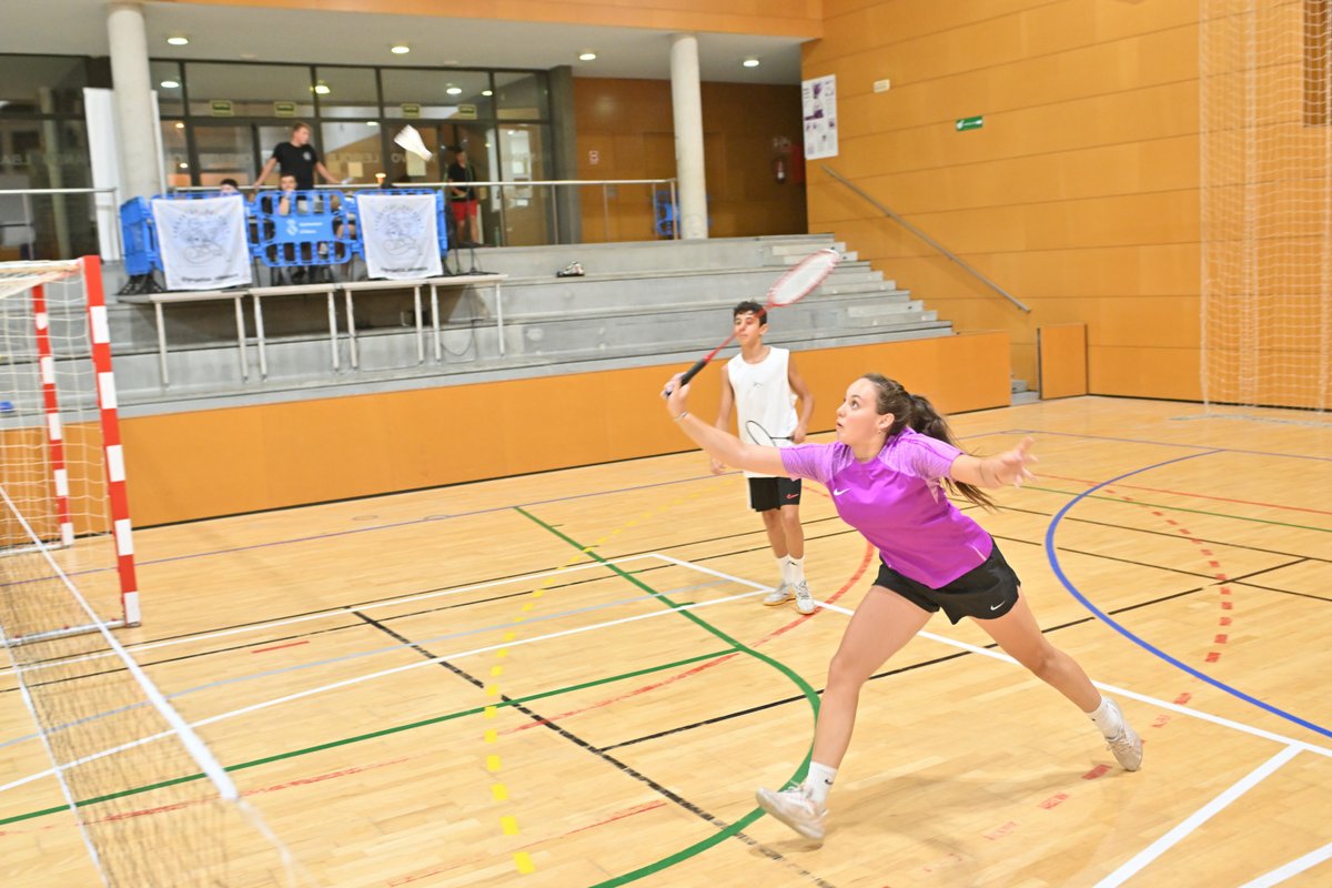 OdenaCat's tweet photo. 🏸Ahir es va disputar el 5è torneig de Bàdminton, al pavelló Poliesportiu Mestre Vila Vell d'Òdena organitzat per Gargantua Bàdminton Cup dins dels actes de la Setmana de l'Esport i Joventut 2024. https://t.co/GvQQn2vzXn