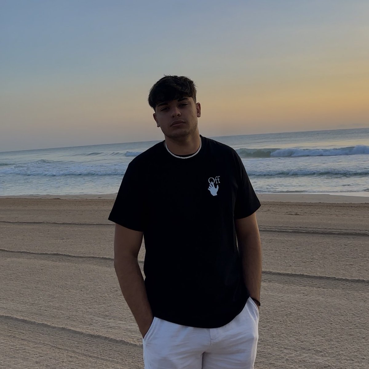ᴊᴏʀɢᴇ :/ tweet media