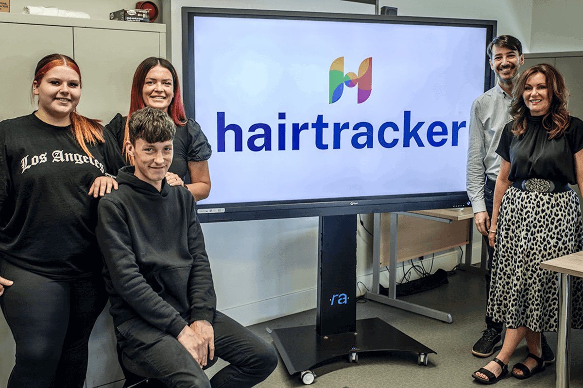 ScholarshipsAS's tweet photo. โญ๏ธ Delighted to welcome former student Tracey Aitken in to @fifecollege recently to share her successful career journey and latest award winning hairdressing app, hairtracker, with our students and staff.
#FCAlumni #entrepreneur #hairdressing
๐ https://t.co/DNg9Z4OBL0 https://t.co/jnipjK1epp