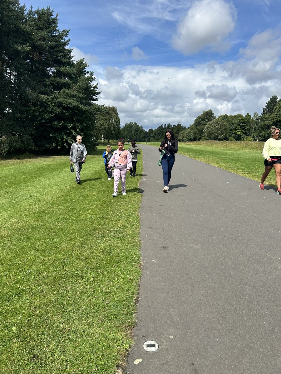 A fab day spent at bowling where the kids showed off their skills🎳 followed by a lovely picnic at #StrathclydePark☀️ a lovely way to start off the weekend!😎 #Enable #YouthWork #EnableCommunities