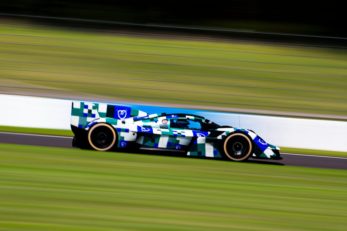 LeMansUltimate's tweet image. Le Mans Ultimate 📞 @AMR_Official

Less than a week since the car was on track,
We have already started the conversation 🧑‍💻
Looking forward to 2025!

#LeMansUltimate #WEC #LeMans24