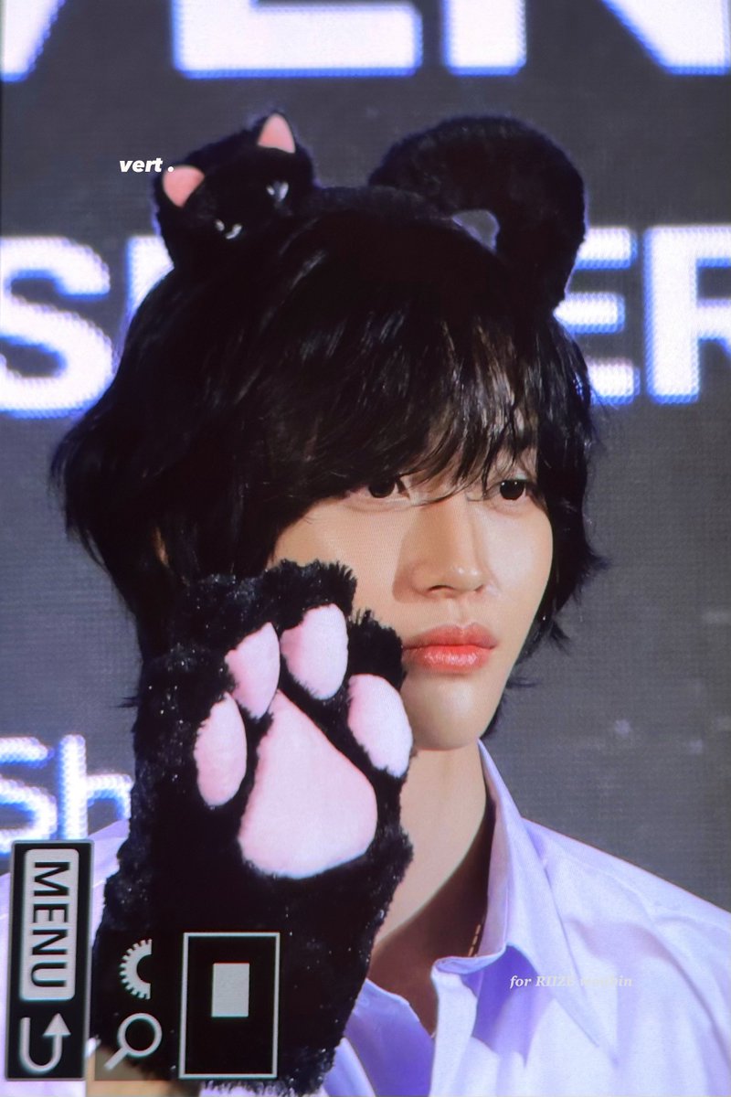 vert0302's tweet image. 240726 고양이가 되었구나 #RIIZE #WONBIN #라이즈 #원빈