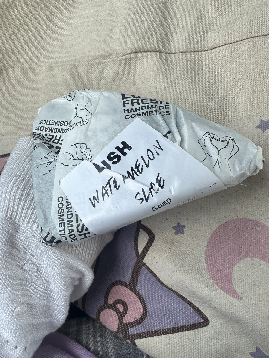 Lush have a watermelon soap that 100% of profits go towards Palestine! It smells pretty good too 🫶🏻