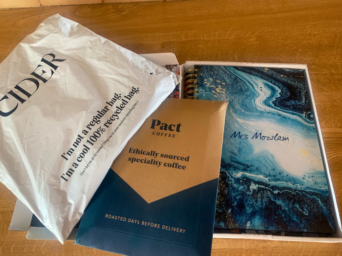 Treats day: TikTok viral🍋 
dress from <a href="/Cider_Support/">Cider Clothing</a> , my monthly bougie <a href="/pactcoffee/">Pact Coffee - follow us on pactcoffee.bsky.social</a> delivery, and my new <a href="/Pirongs/">Pirongs - Diary and Planner Specialists</a> planner for next year.