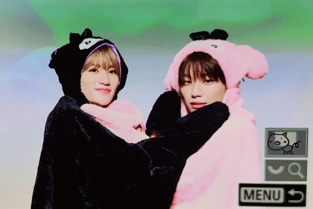 240726 KPOPSTORE 
사랑스러운 막내쯔 💕
#블리처스 #blitzers  
#루탄 #LUTAN #최경석 
#우주 #WOOJU #조우주
#탄탄한_갤러리