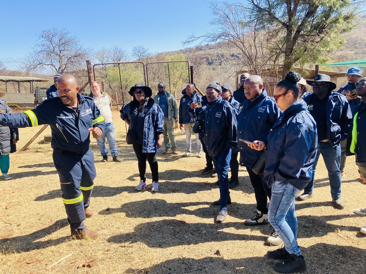 CommDevCoJ's tweet image. #JoburgCares #JoburgServices #WeServeJoburg #JCPZCares