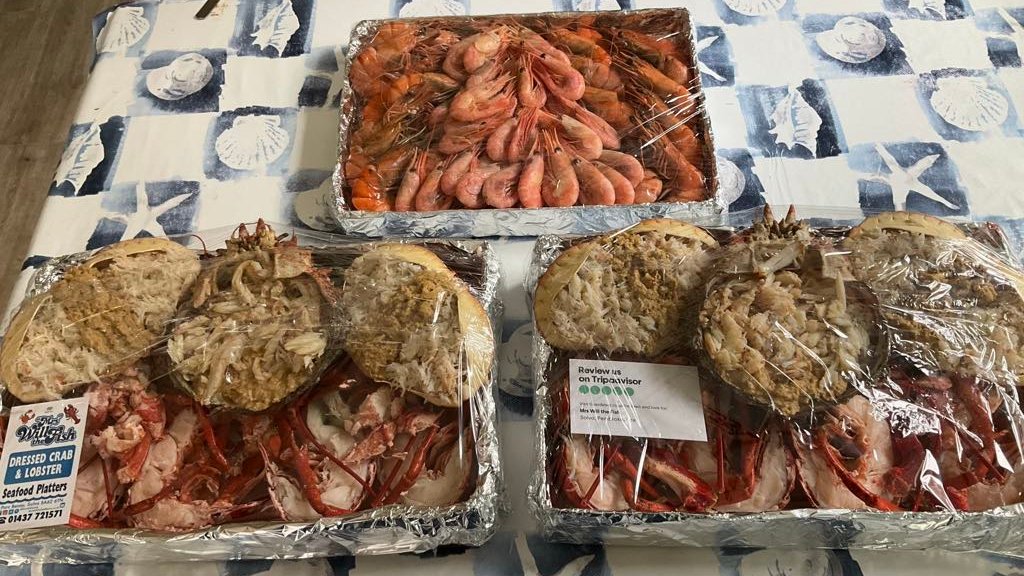 Mammoth platter for French visitors this week.|Coals to Newcastle?
No, Plateau de Fruits de Mer to France! Bon appetit! 🦀🦞🦐
To order 📞 01437 721571 to find out availability. Collect by 12 noon. And you can always drop in if you're passing to see what's on offer!
#seafood