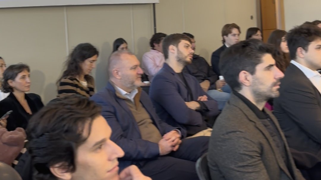 J6 ENCUENTRO ANUAL 2024

Estamos participando en <a href="/LaRural_BsAs/">La Rural</a> del Encuentro Anual de <a href="/JovenesJ6/">JovenesJ6</a>, el espacio multisectorial que reúne a los jóvenes dirigentes y empresarios de <a href="/UIAJoven/">UIAJoven</a>, <a href="/CACJoven/">CAC Joven</a>, <a href="/AteneoSRA/">Ateneo SRA</a>,<a href="/camarcojoven/">camarcojoven</a>, #ADEBAJoven y #BCBAJoven.

La Argentina necesita de la