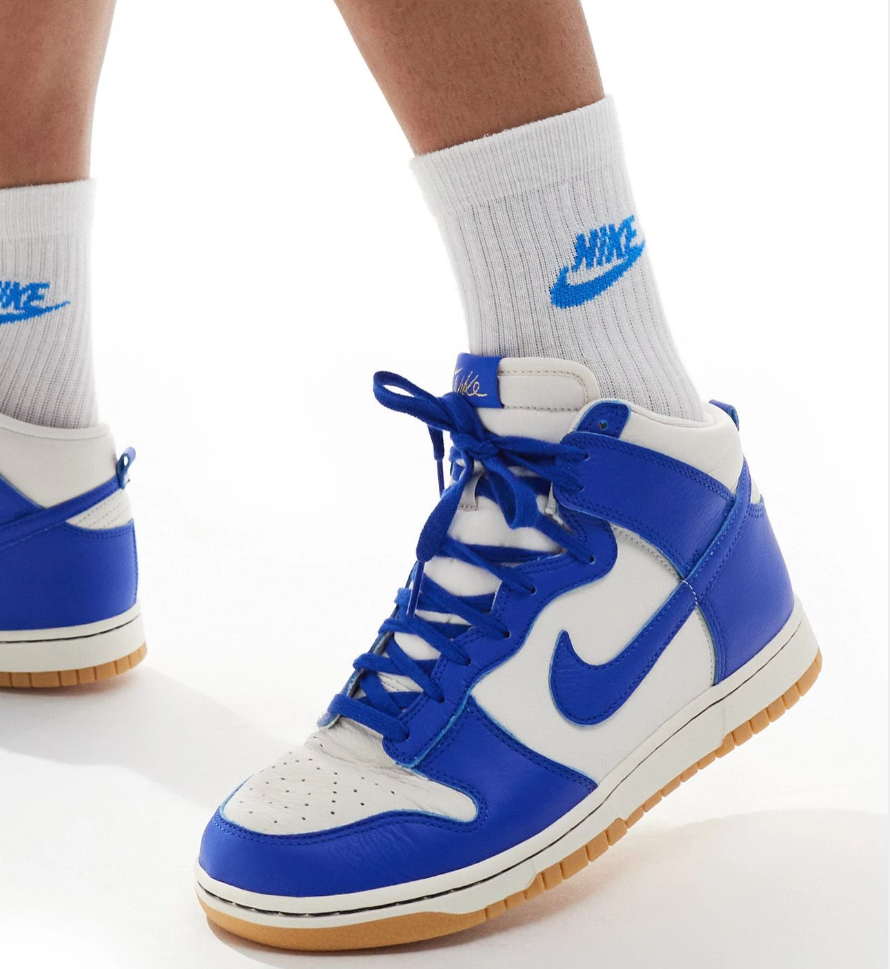 SNKR_TWITR on X: 