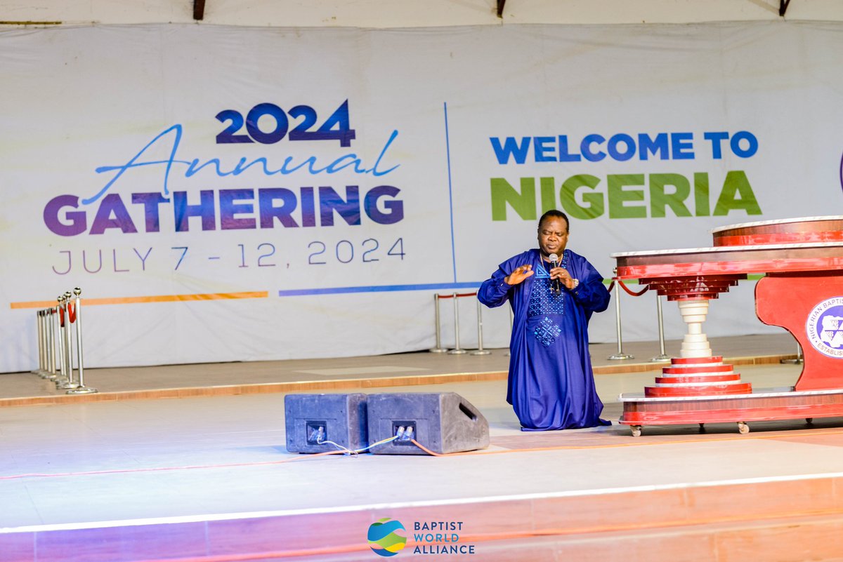 BaptistWorld's tweet photo. The Fellowship with the Nigerian Baptist Family was a memorable evening filled with powerful worship, inspiring messages, and vibrant cultural performances that showcased the rich heritage of the Nigerian Baptist community. Enjoy these snapshots!
#BWAlagos #BaptistWorld https://t.co/jsVpF3CvxK