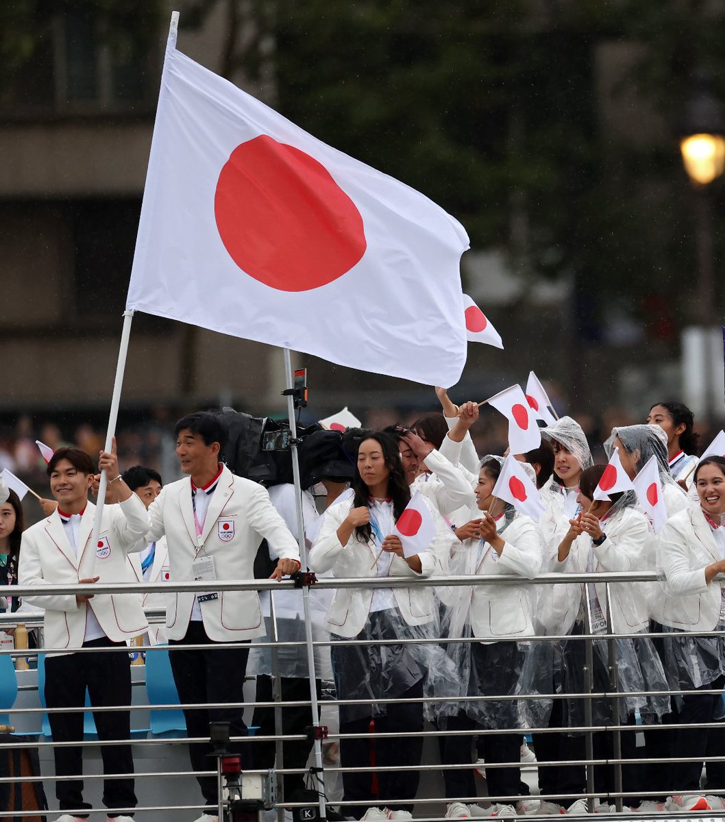 Bienvenue à Paris ! Les athlètes du monde entier sont arrivés dans la ville des lumières ✨
-
Welcome to Paris! Athletes of the world has arrived in the city of lights ✨

📸 Getty / Kevin C. Cox / Maja Hitij