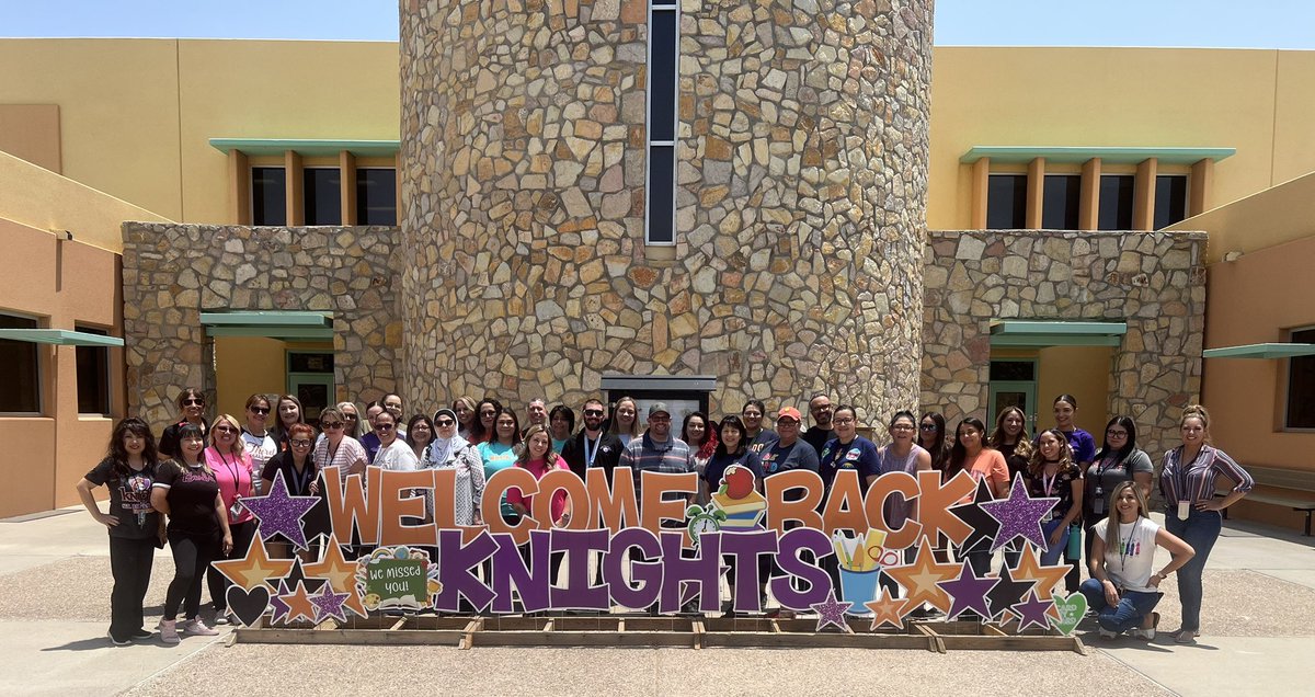 Our  <a href="/Ituarte_ES/">Sgt. Roberto Ituarte Elementary</a> castle 🏰 is ready for the new school year!
We have amazing, compassionate, and dedicated teachers who are #ALLIN to ensure every student succeeds!
#TeamSISD #YouMeRIE