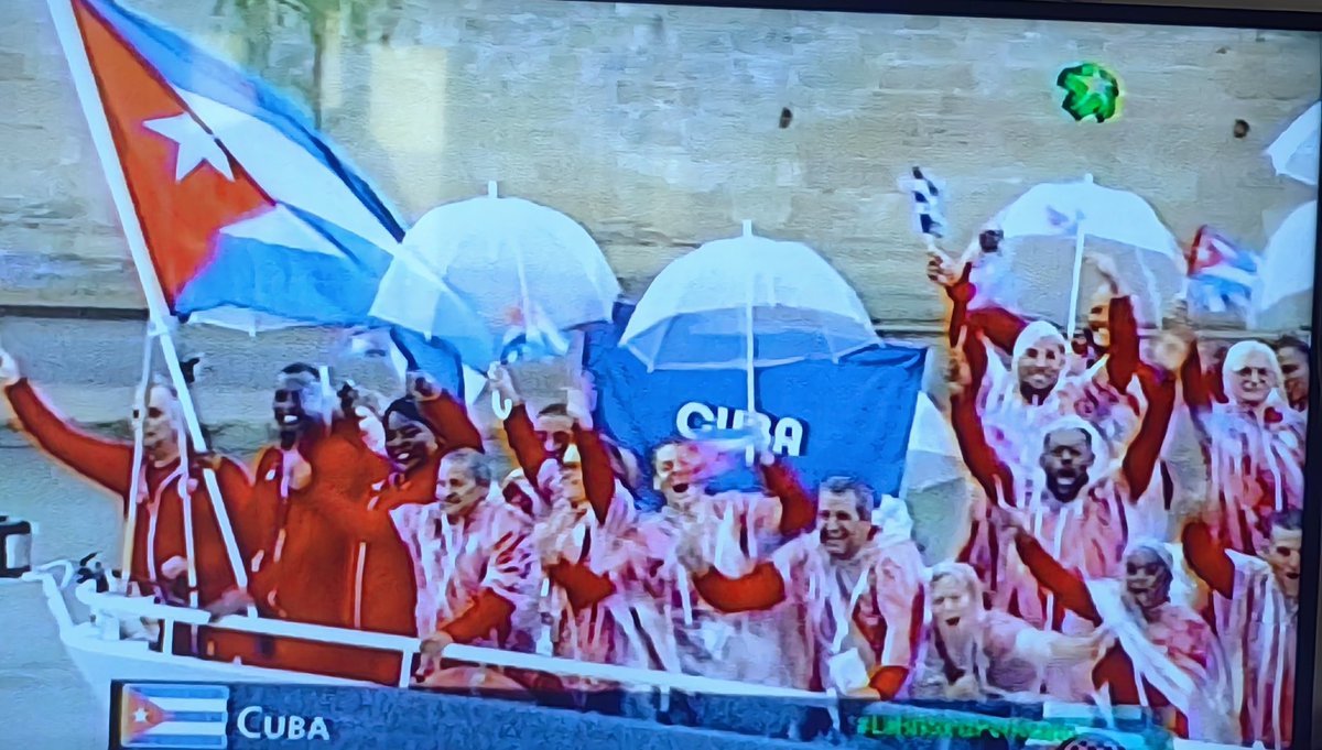 mdelgado171064's tweet photo. #SiempreEs26 con.ese espíritu nuestra delegación cubana desfila por el #SENA con la victoria por la representación en los Juegos Olímpicos #Paris2024 @DiazCanelB @InderCuba @CMontiller @MMarreroCruz @JorgeLuisPerd20 @otto_vaillant https://t.co/n5Rvyetm0V