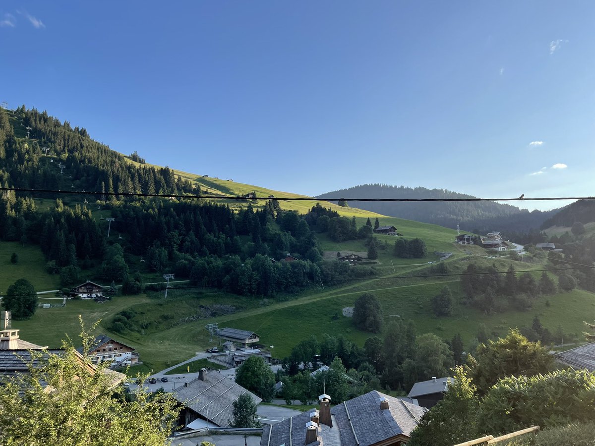 Grand soleil ce soir depuis un site des #JO2030