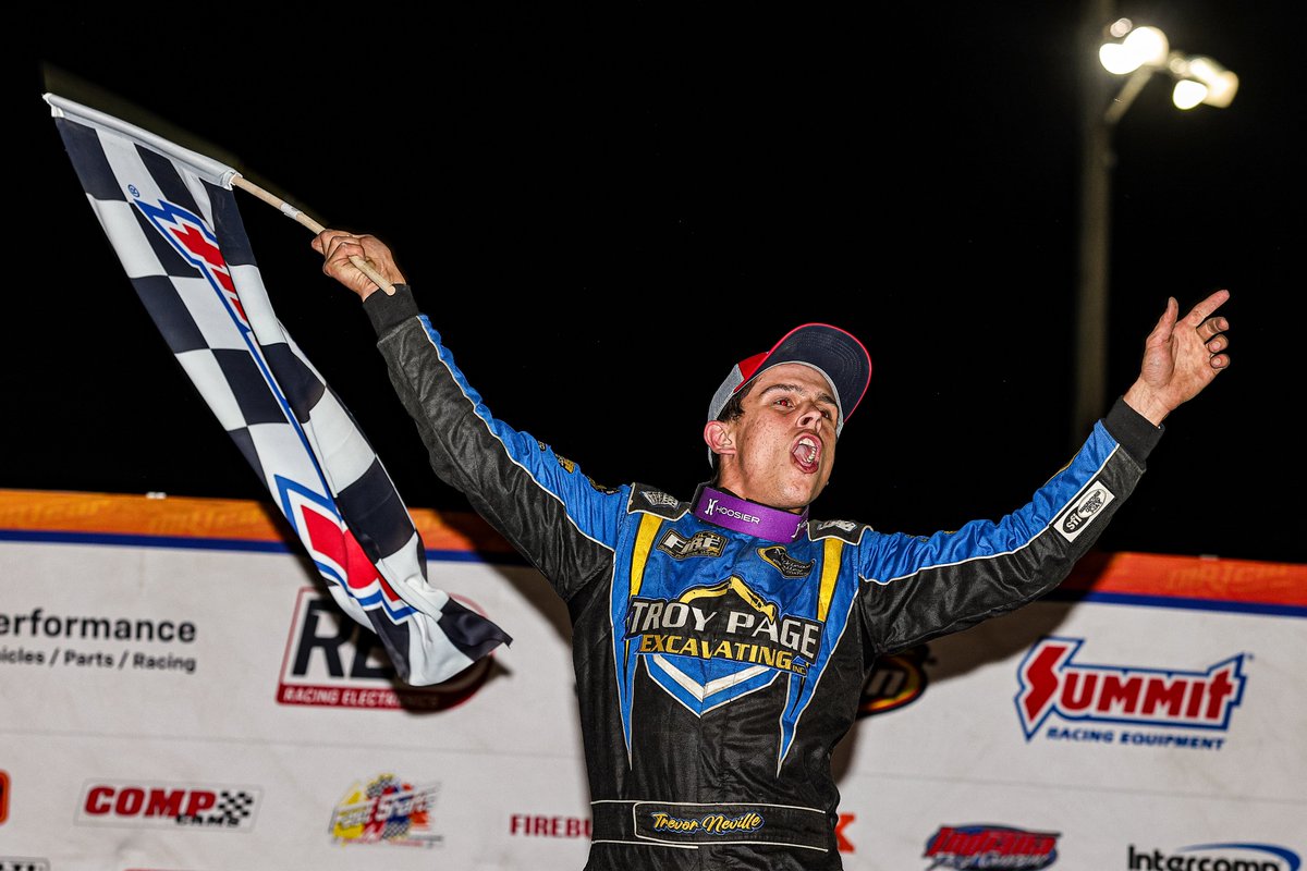 SummerNationals's tweet photo. .@Mike_McKinney -- 𝟲 𝗽𝗼𝗶𝗻𝘁𝘀 -- Trevor Neville

It all comes down to PDC.

These next two nights at @FALS_NATION will determine which driver leaves with their first @SummitRacing Modified Nationals title. https://t.co/OYY6irBws5