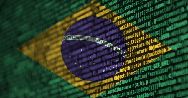PLBM's tweet photo. An #ISGProviderLens report finds growing demand from Brazilian companies of all sizes for #datacenters that will host #GenAI servers. Colocation providers and hyperscalers plan to rely on solar and wind farms to ensure future energy supply for GenAI. https://t.co/RHjyrHxEHs https://t.co/txeYsdbtac
