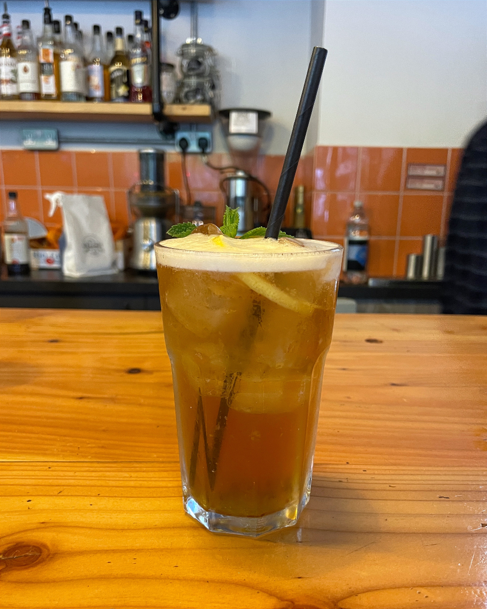 Planning a picnic this weekend?🧺

Well grab one of The Bike Lock's tote bags to help you carry it all, and a peach iced tea because what's more refreshing in the sun?!🧊🌤️

#sunnydays #totebag #thebikelock #itsallaboutpeople #socialenterprise #icedcoffee #coffeeshop #cardiff
