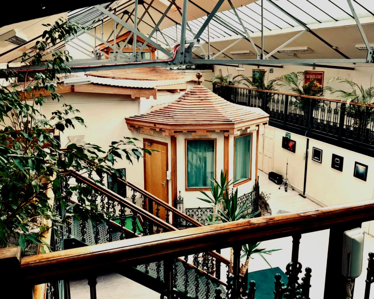 AntTrumpet's tweet image. Smashing #RecordingSession for @StevenHoward09 and @bharper471 this morning at the extraordinary @motormuseum1 #RecordingStudio!
#SessionMusician #ColesMic