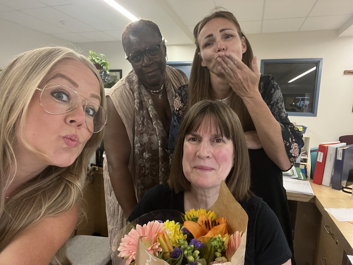 Ms_Siok's tweet photo. It’s this sweet lady’s last day of work @StPatricksOCSB ☘️Congratulations on an illustrious 25 year career with the @OttCatholicSB. We will miss you more than you know. Love you, Brenda!😘😘 https://t.co/CaTRNWAorP