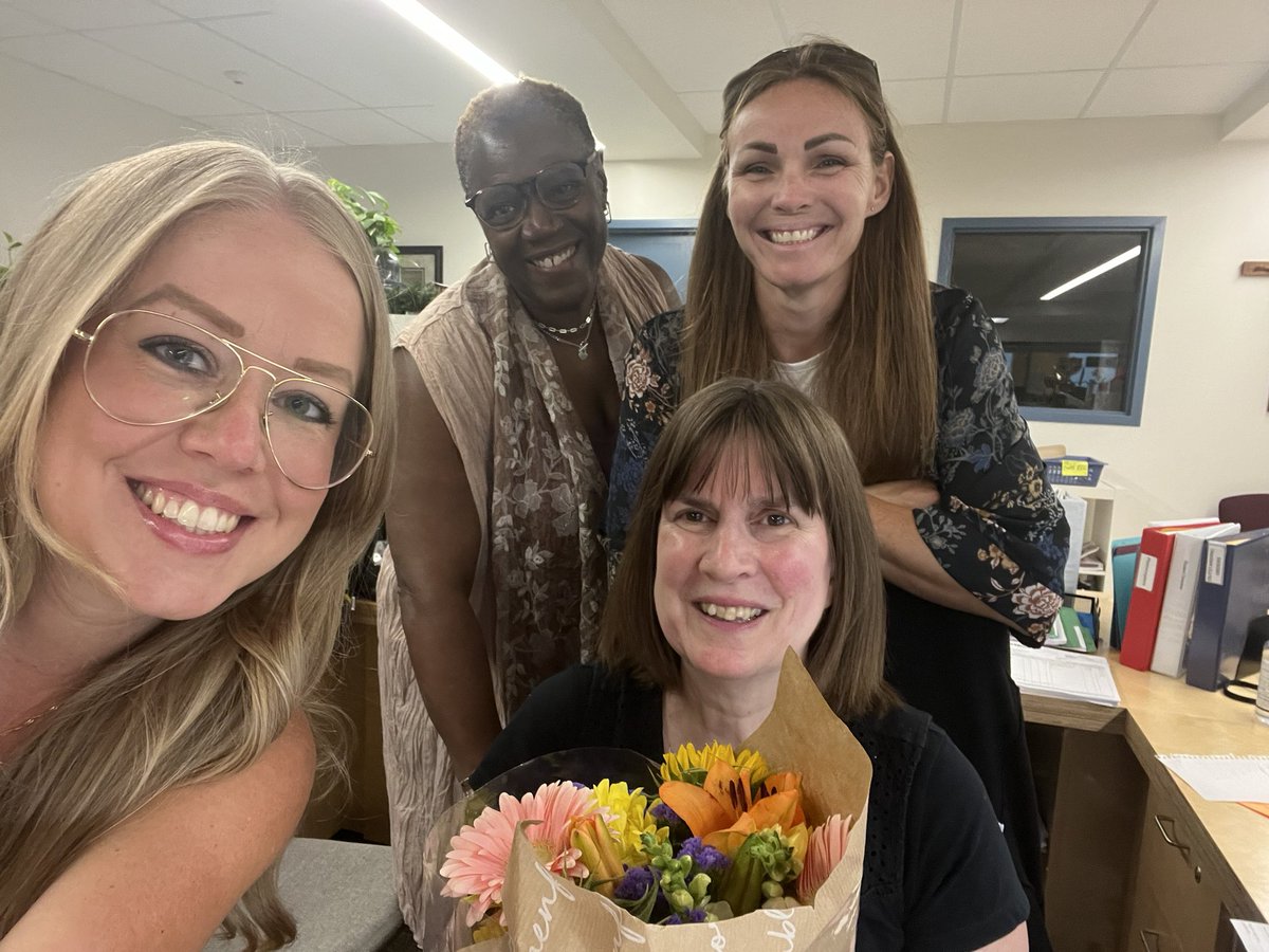 Ms_Siok's tweet photo. It’s this sweet lady’s last day of work @StPatricksOCSB ☘️Congratulations on an illustrious 25 year career with the @OttCatholicSB. We will miss you more than you know. Love you, Brenda!😘😘 https://t.co/CaTRNWAorP