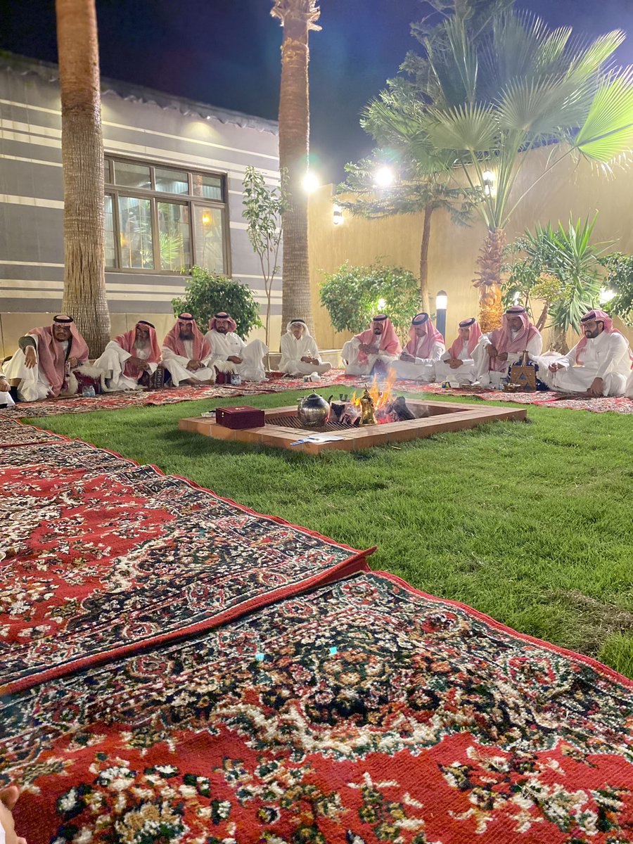 AL___WAALAN's tweet photo. أسرة آل وعلان ناهس 

في ضيافة سعادة اللواء عبدالله بن عايض آل عويضة https://t.co/NdfDaMbCzm