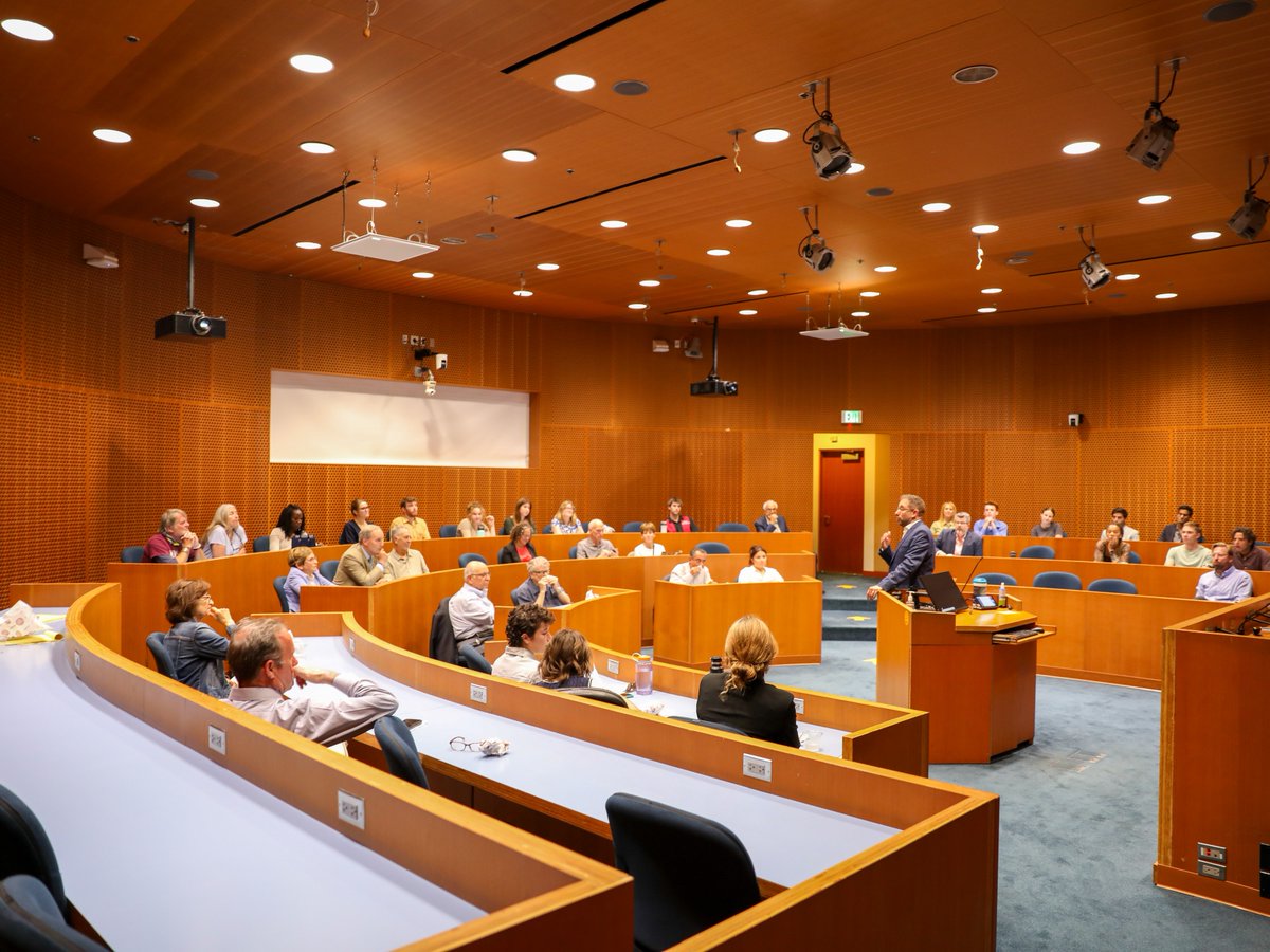 Loyola's Project for the Innocent (LPI) and Center for Juvenile Law and Policy hosted a screening of the Max original docuseries "Justice, USA" featuring a Q&amp;A with Executive Producer Marshall Goldberg in the Dordick Family Trial Advocacy Center last night.