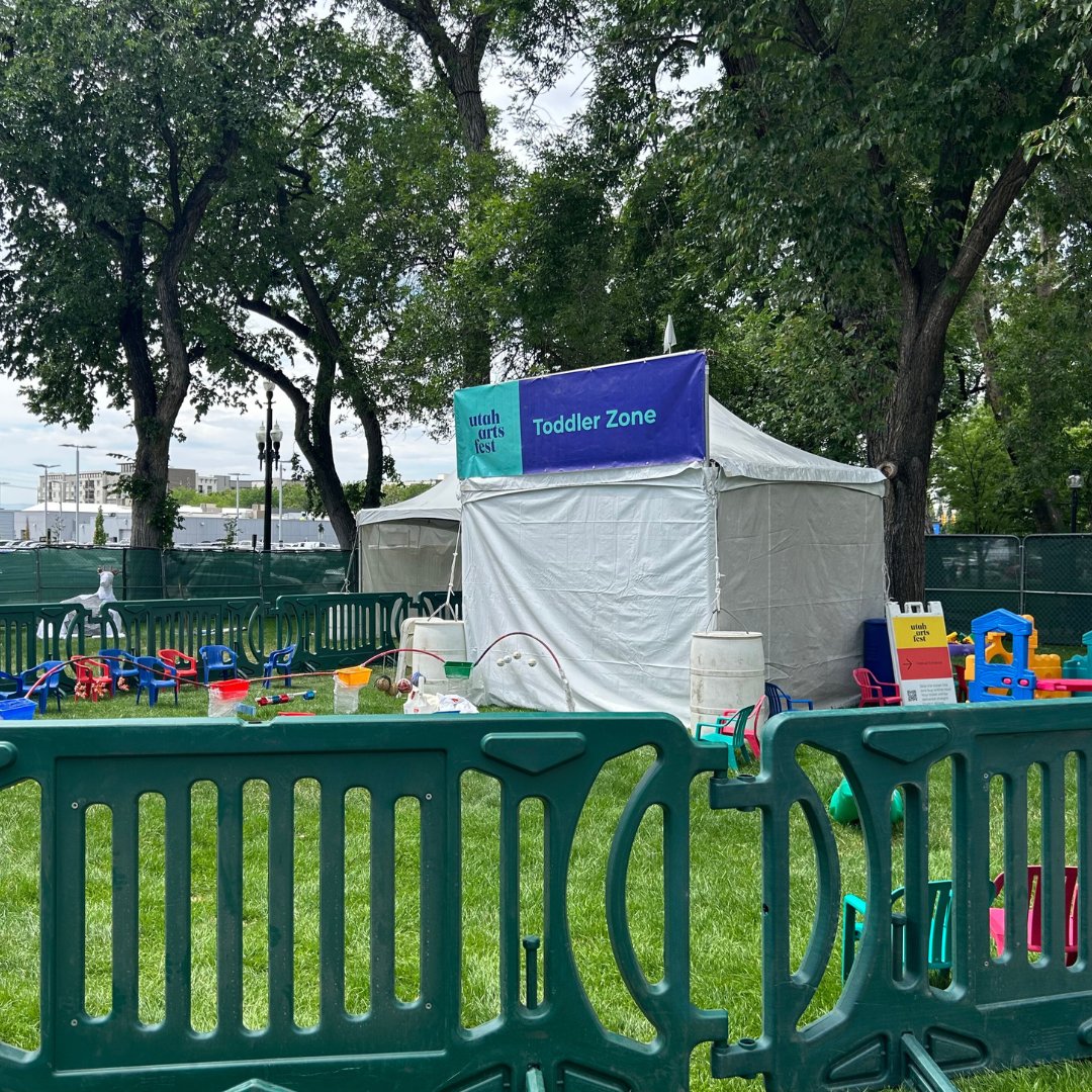 OTWSafety's tweet image. Ensuring kids' #playareas are secure is essential for their well-being and offers parents peace of mind. 😌

We provide brightly colored #barricades to match the lively vibe of children's play zones. 🛝

Choose OTW Safety for a blend of #safety and fun in children's spaces.