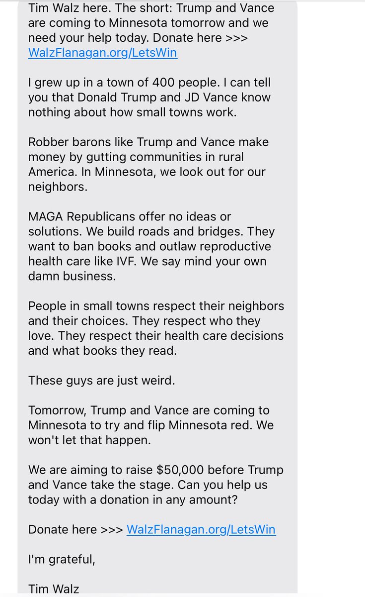 bloisolson's tweet photo. Might start a new account Blois' Phone - @Tim_Walz texting based on Trump coming to town
#mn2020 https://t.co/ZzbCtML8ne