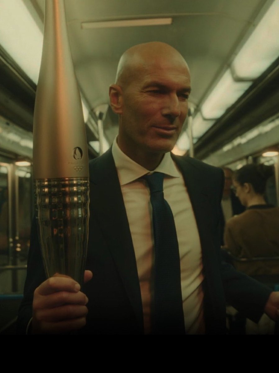 Nicolasgraff7's tweet photo. Le flow Zidanesque #JO2024PARIS #zidane #goat https://t.co/vIqKE2XR0h