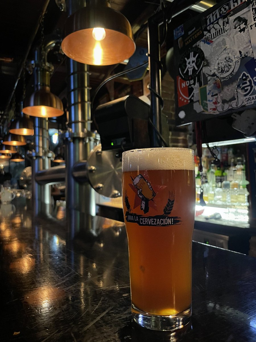 polarbeer's tweet photo. 带着中餐馆打包的凉拌牛肚来维也纳酒吧看巴黎奥运开幕式。
#Paris2024 https://t.co/fc0g7gM1tF