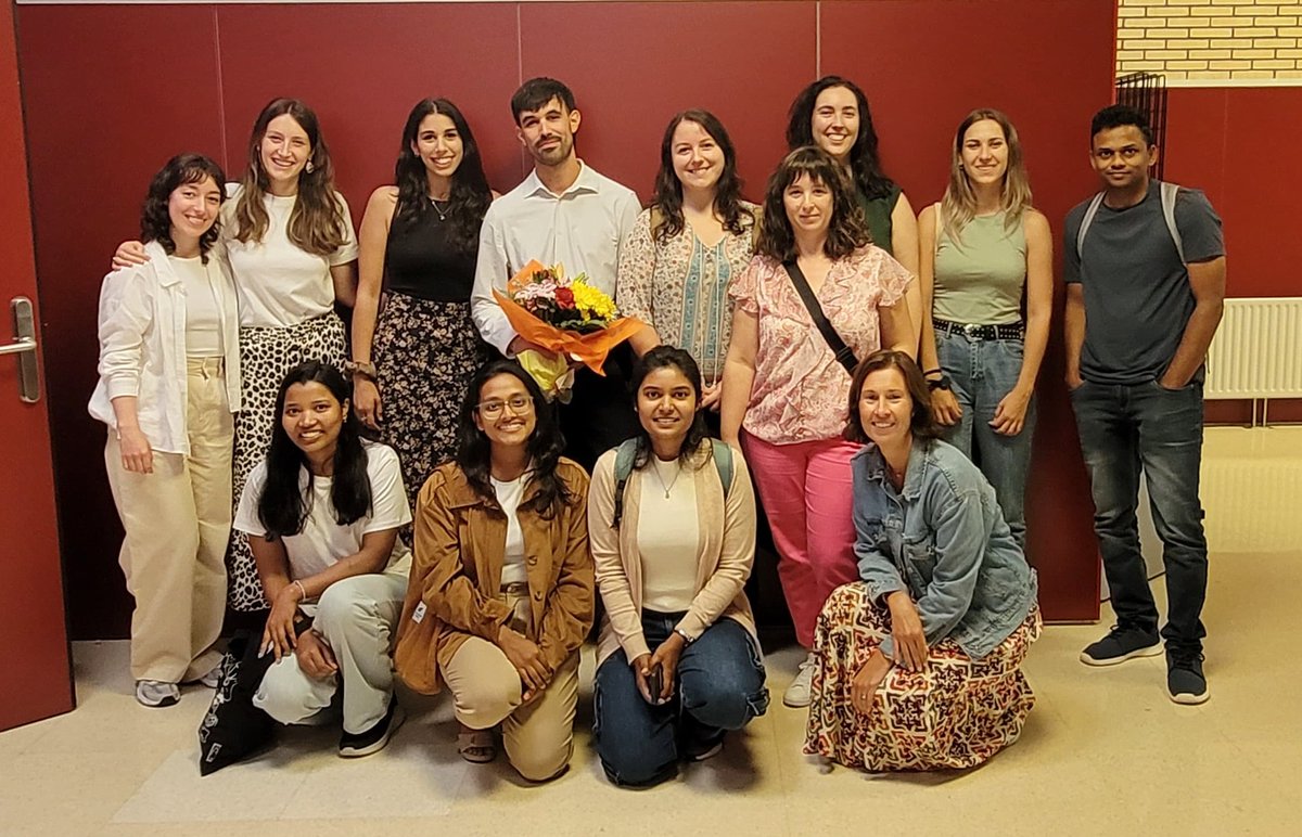 We have a new Doctor in the lab!! ☢️ Congratulations Óscar, we are super proud of you!! 🥳👏🏽