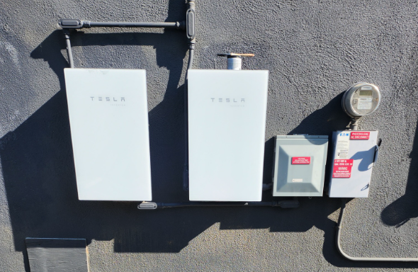 Call the Solar Service Professionals for any and all inverter issues! (323)746-1143 #WEFIXSOLAR #SSP