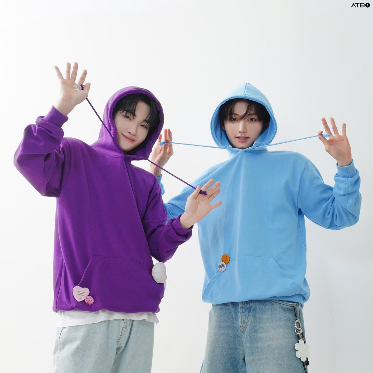 [🎉]

𝗔𝗧𝗕𝗢 𝟮𝗡𝗗 𝗔𝗡𝗡𝗜𝗩𝗘𝗥𝗦𝗔𝗥𝗬⛵✨

#ATBO #에이티비오
#BOAT #보트
#김연규 #KimYeonkyu
#원빈 #WonBin
#ATBO_2ND_ANNIVERSARY
#ATBO와_BOAT의_두번째_여름