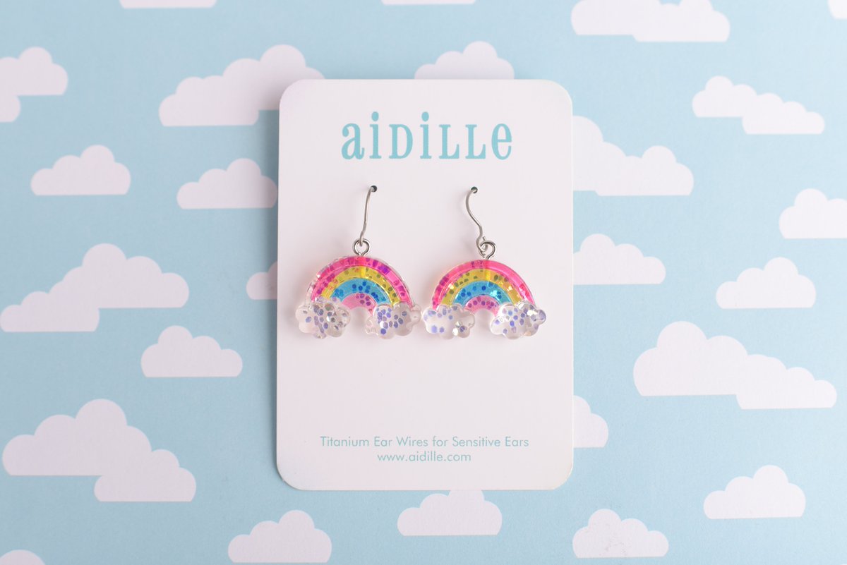 ShopAidille's tweet image. *New* lightweight little rainbow dangles are in the shop! Use code SUMMER15 at checkout to get 15% off your purchase through Monday, July 29th. :)aidille.com
#rainbowearrings #titaniumearrings #sensitiveears #titaniumdangles #nhsmallbusiness
