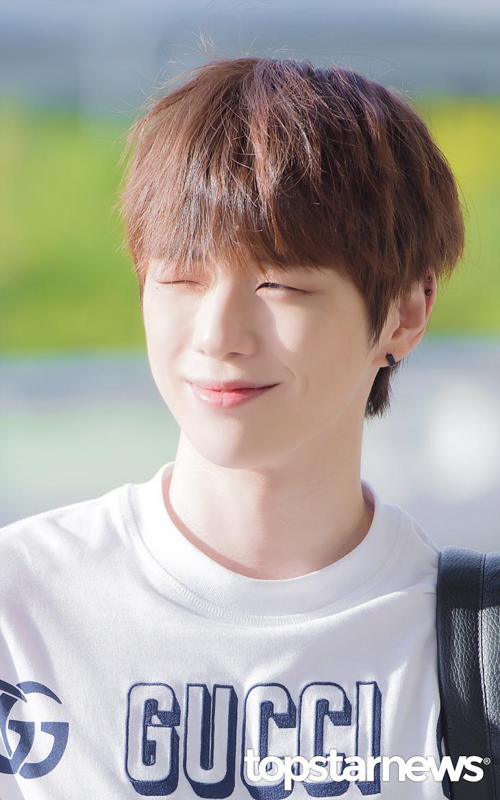 bluecity9696's tweet photo. 녤친시 
#강다니엘
#다니티
#KANGDANIEL
#姜丹尼尔
#カンダニエル
#คังแดเนีย
@konnect_danielk
#coloronme
#뭐해
https://t.co/p5OIfzkTjI https://t.co/b3zgQrK0lj