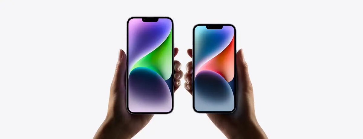 ishanagarwal24's tweet photo. Apple REDUCES ⬇️ iPhone prices in 🇮🇳 India!

Thanks to the reduction in custom duty for smartphone imports. Here is the NEW price list:

iPhone 15 Pro Max
New: ₹1.54L
Old: ₹1.6L

15 Pro
New: ₹1,29,800
Old: ₹1.35L

15 Plus
New: ₹89,600
Old: ₹89,900

15
New: ₹79,600
Old: ₹79,900

14 Plus
New: ₹79,600
Old: ₹79,900

14
New: ₹69,600
Old: ₹69,900

13
New: ₹59,600
Old: ₹59,900

iPhone SE
New: ₹47,600
Old: ₹49,900

These are the NEW MRPs. Yes, sale price will remain lesser than this from retailers anyway.