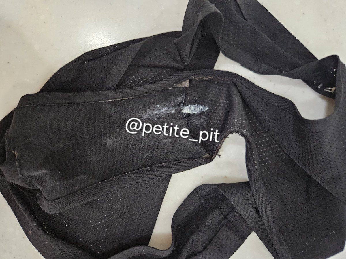 petite_pit's tweet photo. 오래 입은 냄새도 심한거 택포에 3.8에 들고 가실 분 디엠주세요🩷

#입던속옷 #입던팬티 #신던스타킹 #입던브라 #신던양말 #여대생 #여대생속옷 #속옷판매 #팬티판매 #브라판매 #속옷 #팬티 #브라 #페티쉬 #페티쉬판매 #애액 #침 #소��� #골든 #판매 #쿨거래 https://t.co/hSjAVhf1lN