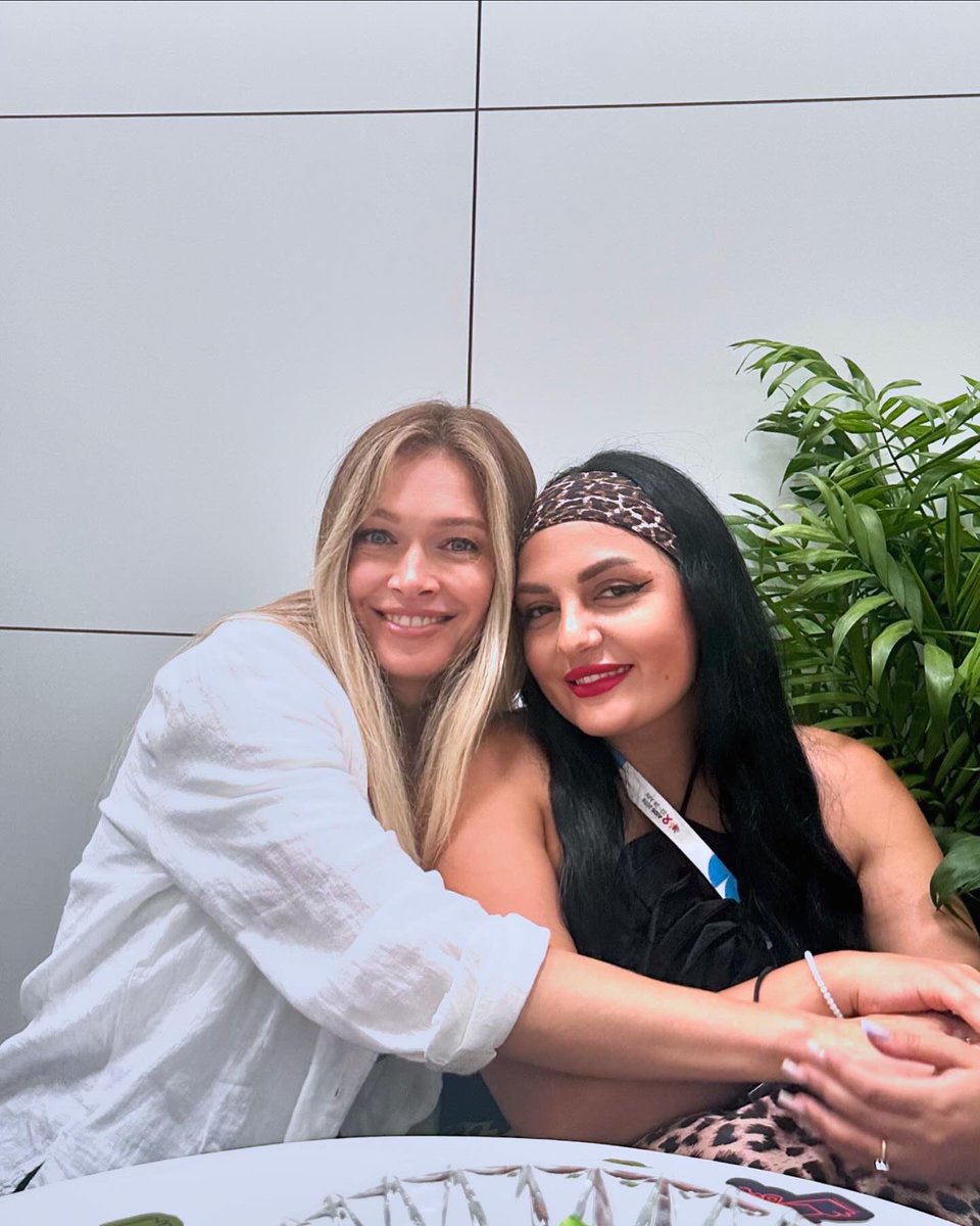 UNAIDS Goodwill Ambassador, Vera Brezhneva met with fellow activists from EECA region, including the representatives of Y-PEER International Network. During the discussion, it was emphasized the role of youth-led networks in promoting a world free of stigma around HIV/AIDS.