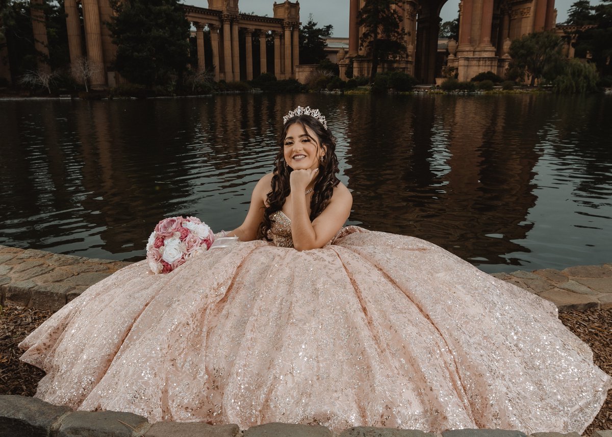 UlisesDiazPhoto's tweet photo. Life is full of beautiful moments, and your quinceañera is one of them. Ulevideo Productions &amp; Photography captures the joy, laughter, and elegance of this milestone. https://t.co/uEdGSScDNy #QuinceaneraPhotos #QuinceaneraPhotographer https://t.co/q0eEX5KPiN