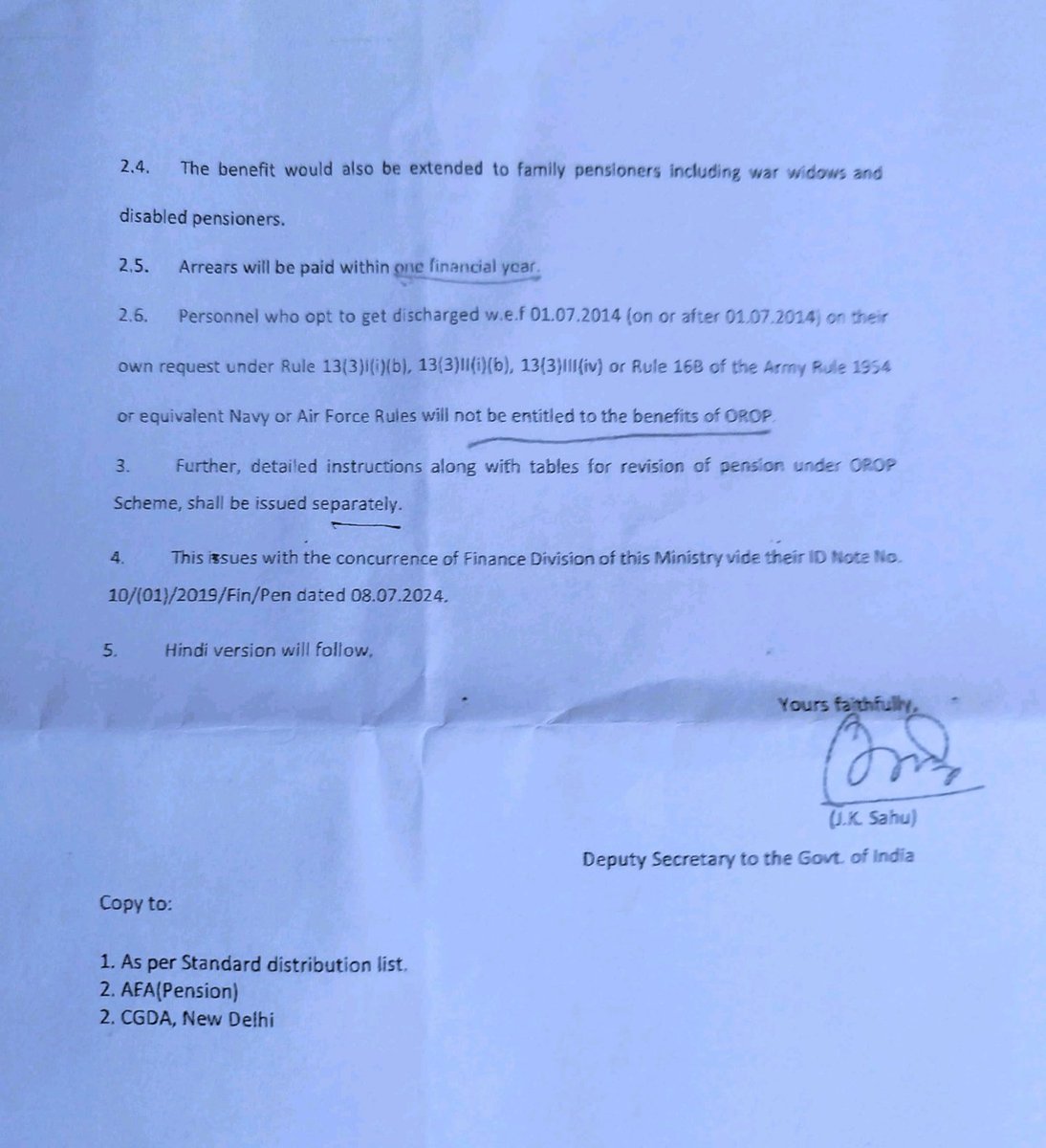 rkshtkhnn's tweet photo. @RajKuma35152604 On media OROP 3 letters issued and circulate widely. Sir, these letters seem to be fake. No issue there On DESW Website ? Any comment sir It's fake or Real. Might be not authentic? https://t.co/0RNPPHraOf