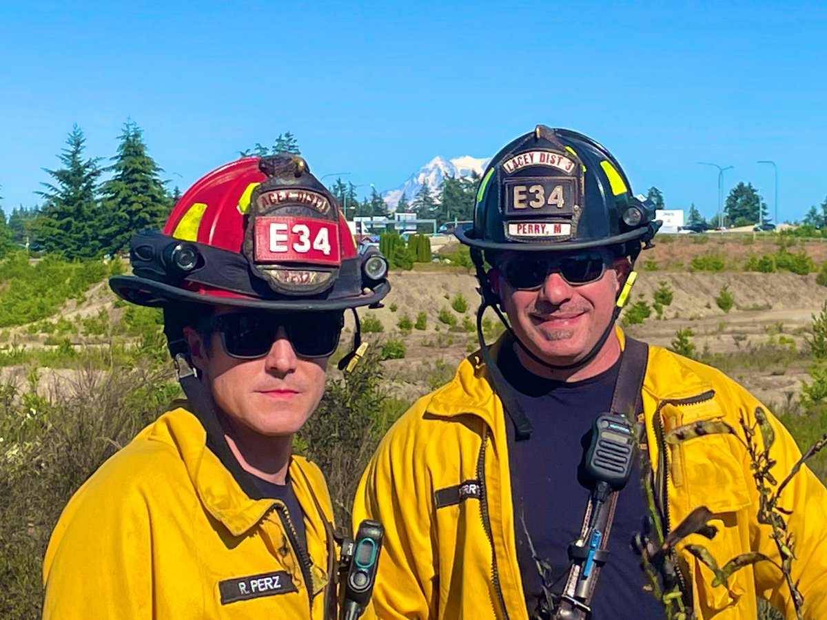 LaceyFireDist3's tweet photo. Competence.
Character.
Courage.
Compassion.
Camaraderie.
That’s the #LFD3Way https://t.co/IdEWK067oI